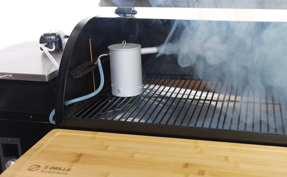 SmokeGen in 700E-XL grill smoking